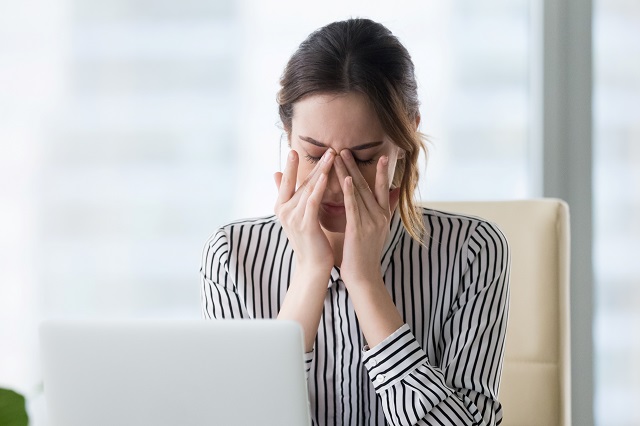 eye condition treatment thumbnail woman